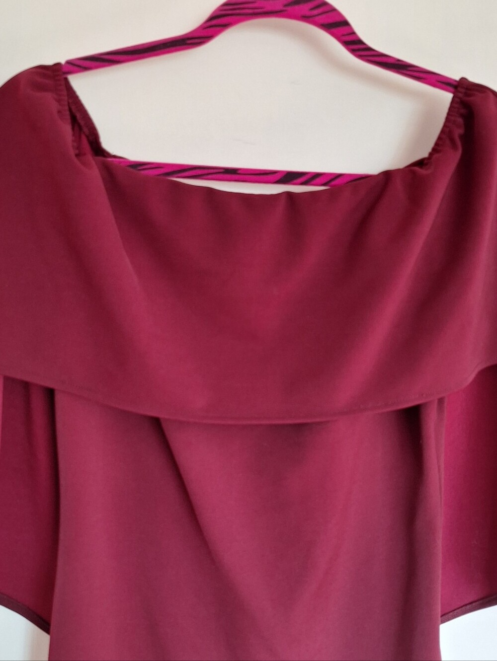 GRACE KAREN Women's Red Burgundy Bodycon Dress Attached Flowy Sleeves Sz M